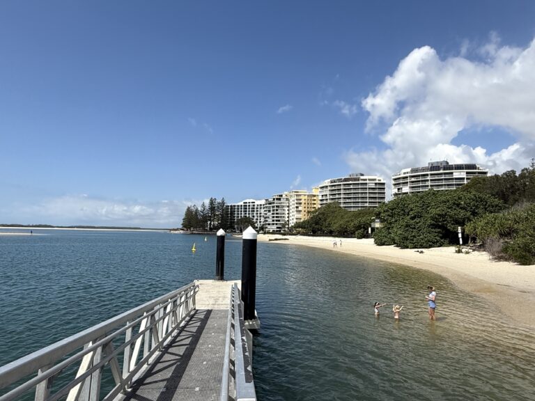 Gemini Resort Beach and Pontoon