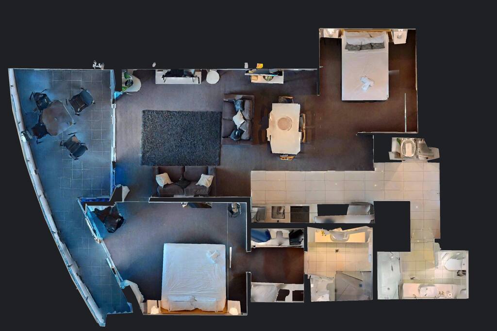 Hilton HH12704 floor plan layout